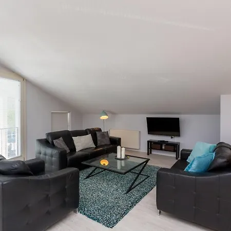 Dorpstienden 10 - Ouddorp, Spacious With Big Kitchen, Near The Beach And Centre Of The Village Apartment