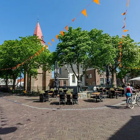 Dorpstienden 10 - Ouddorp, Spacious With Big Kitchen, Near The Beach And Centre Of The Village *